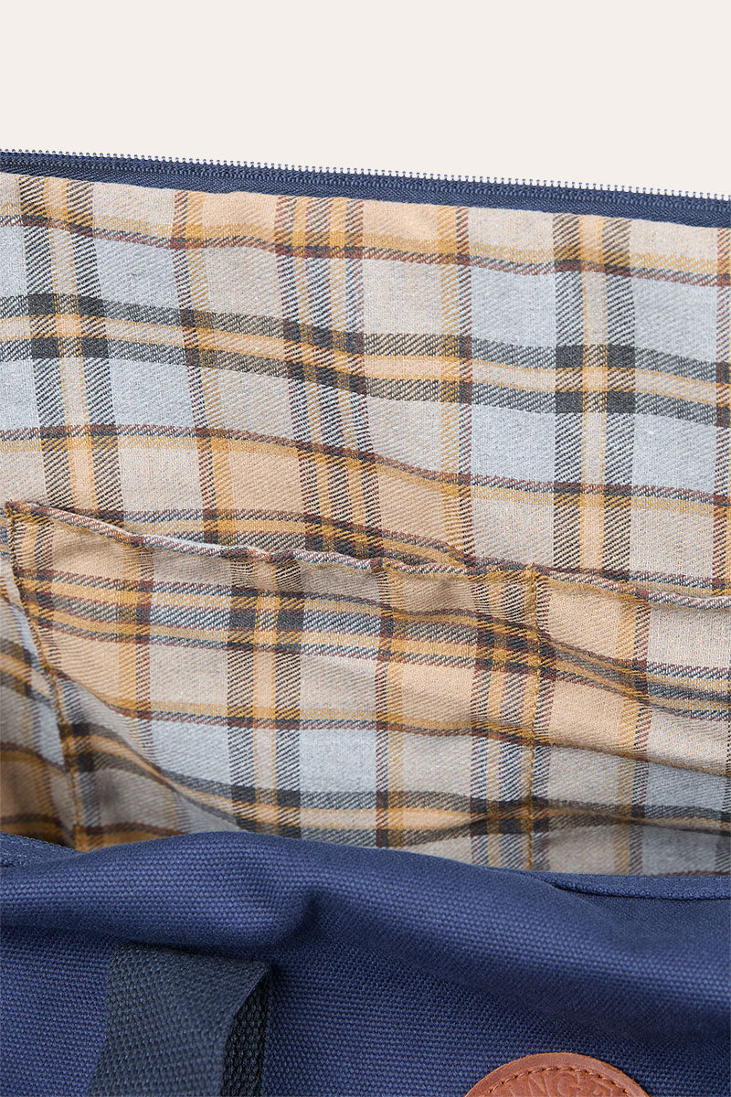 Kirkwood Duffle Bag - Image 17