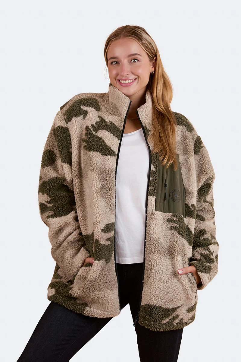 Lennonville Unisex Camo Fleece - Image 10