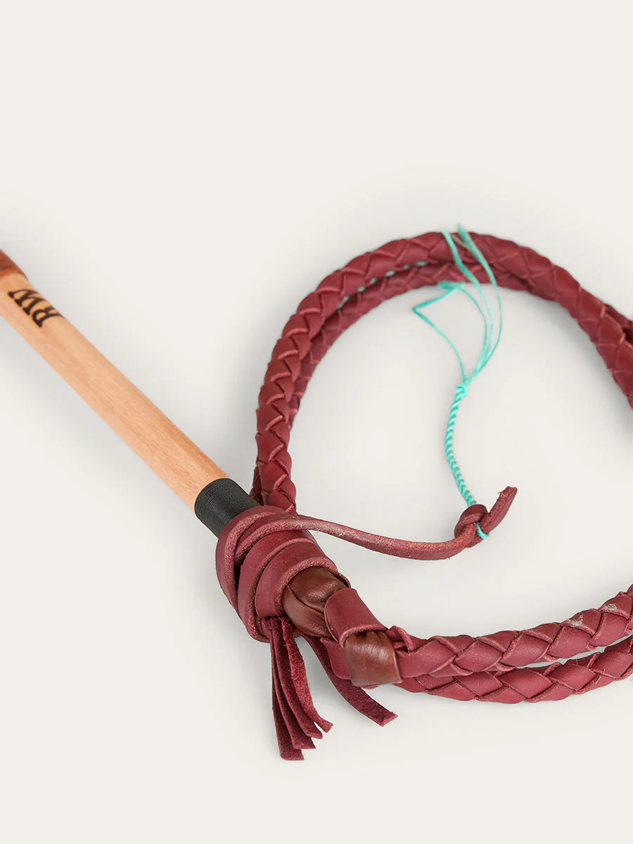 Redhide 4ft6 Kids Stock Whip - Image 4