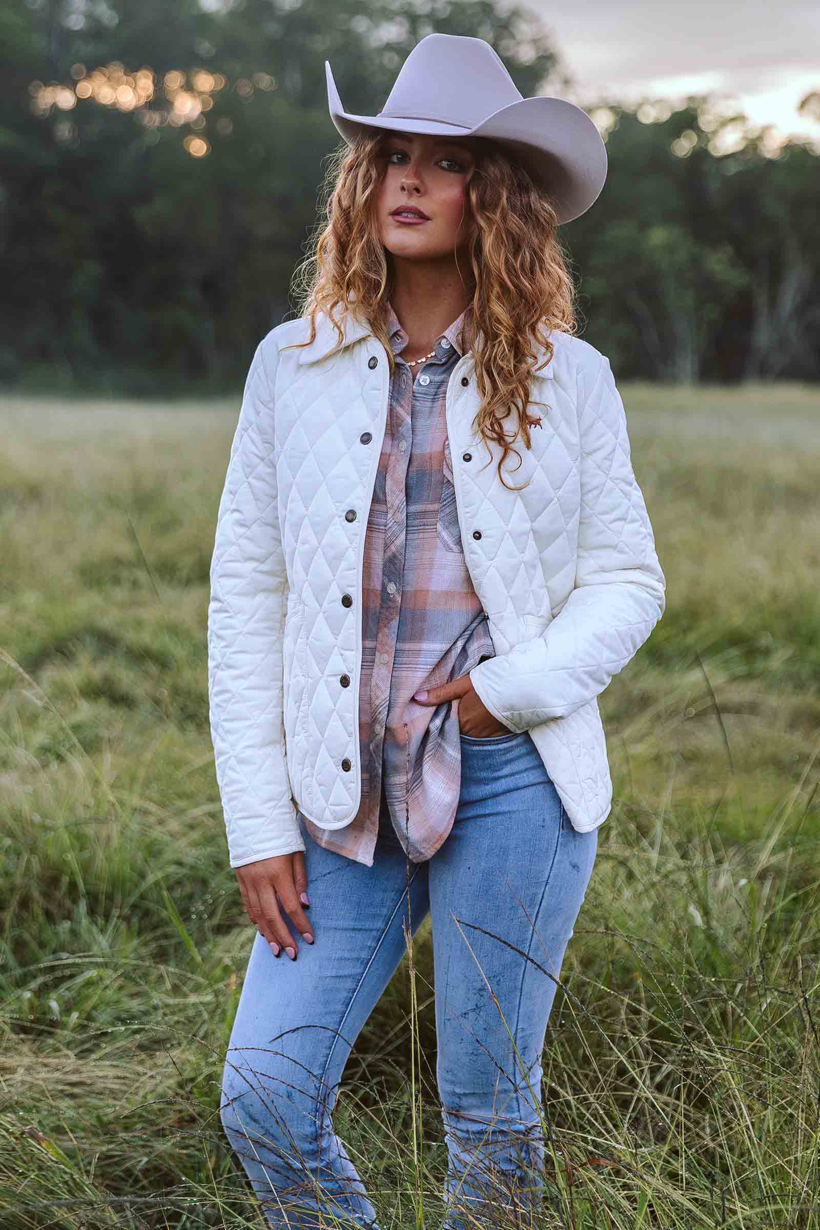 Swan River Womens Quilted Jacket - Image 20