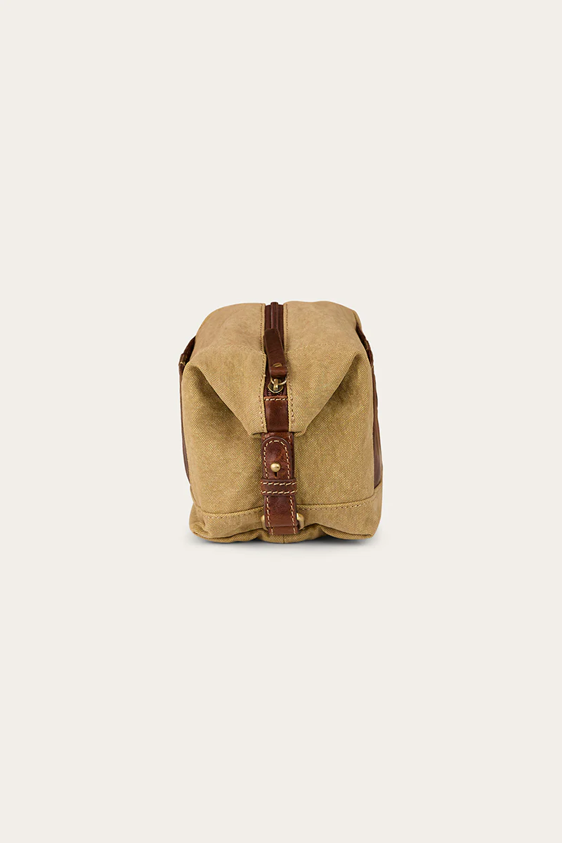 Waxcanvas Toiletry Bag - Image 2